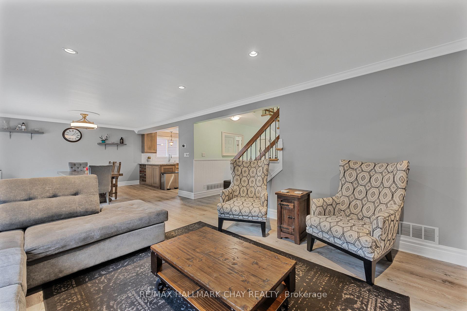 Photo 13 of 1078 Elm Road, Innisfil, Rural Innisfil — HOMEH