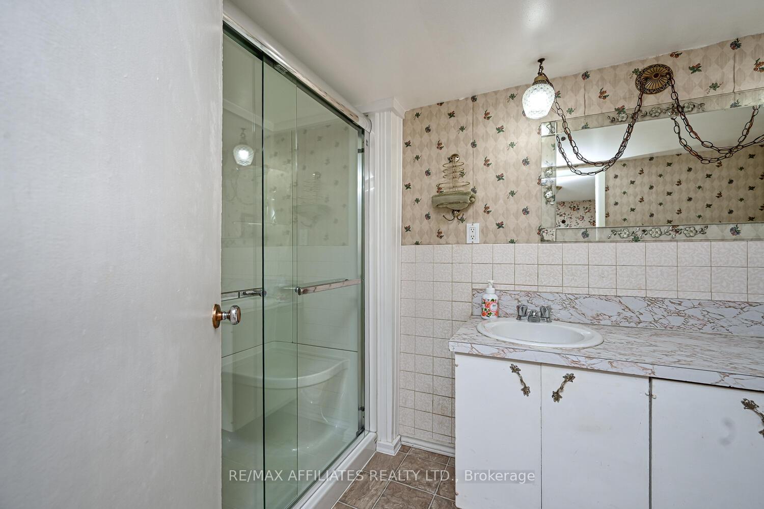 Photo 20 of 5 Strathcona Street, Smiths Falls — HOMEH