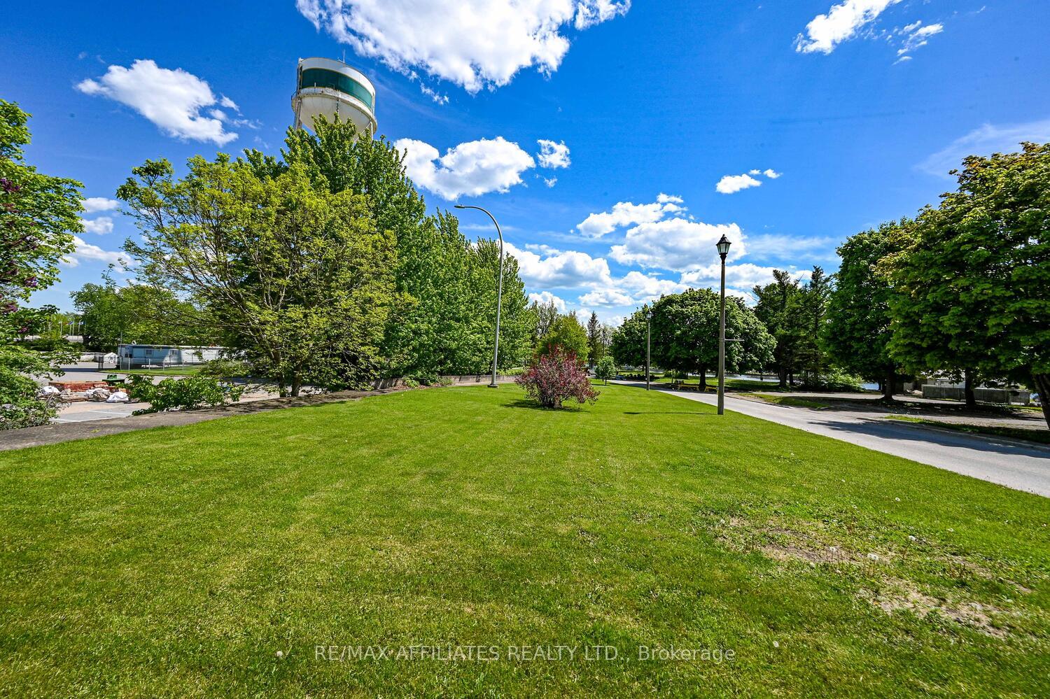 Photo 33 of 5 Strathcona Street, Smiths Falls — HOMEH