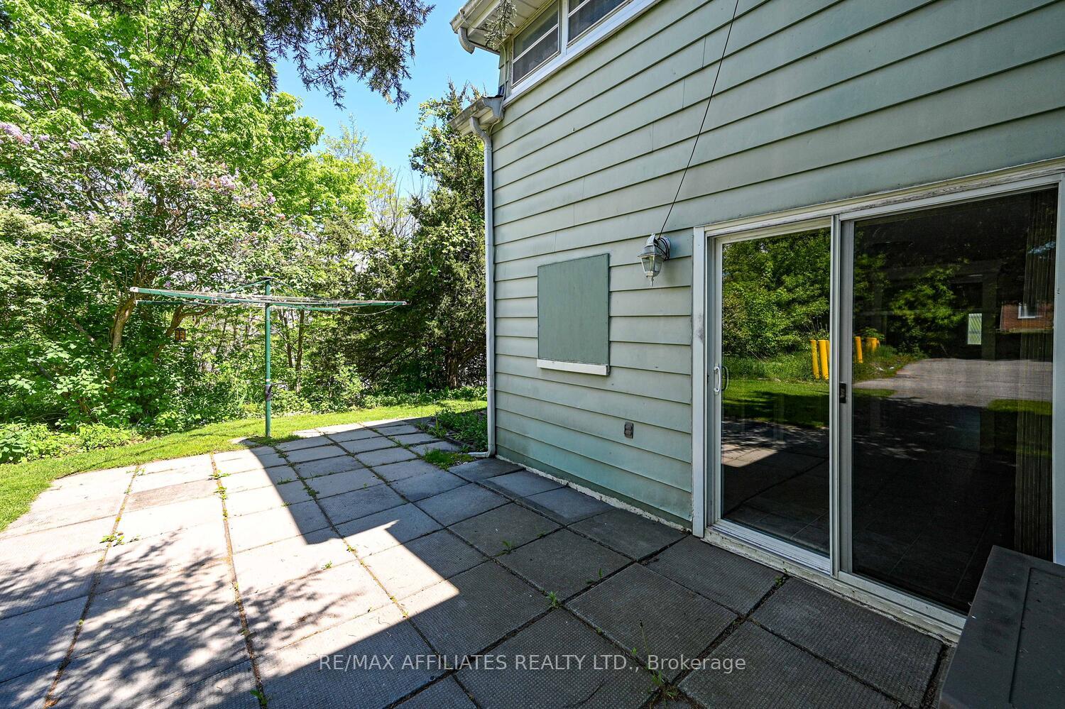 Photo 38 of 5 Strathcona Street, Smiths Falls — HOMEH