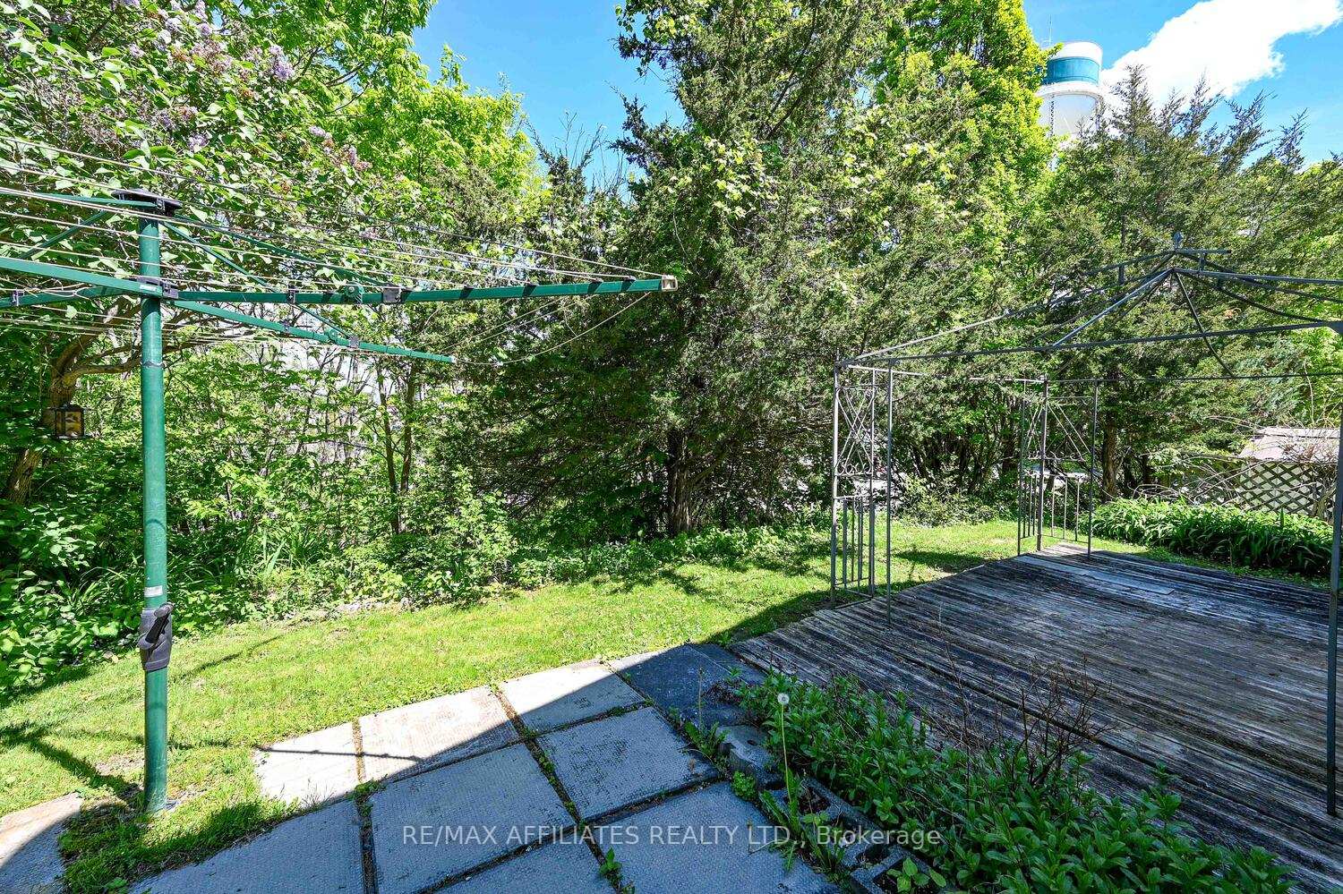 Photo 39 of 5 Strathcona Street, Smiths Falls — HOMEH