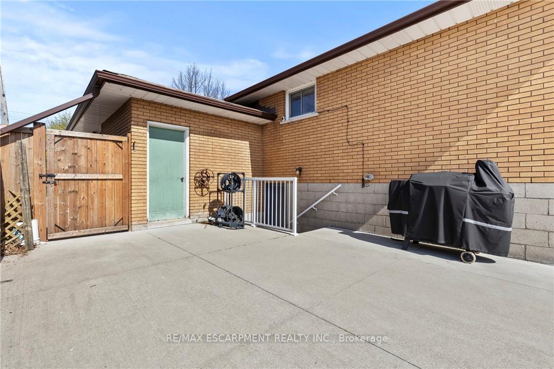 Photo 28 of 51 Moxley Drive, Hamilton, Lisgar — HOMEH