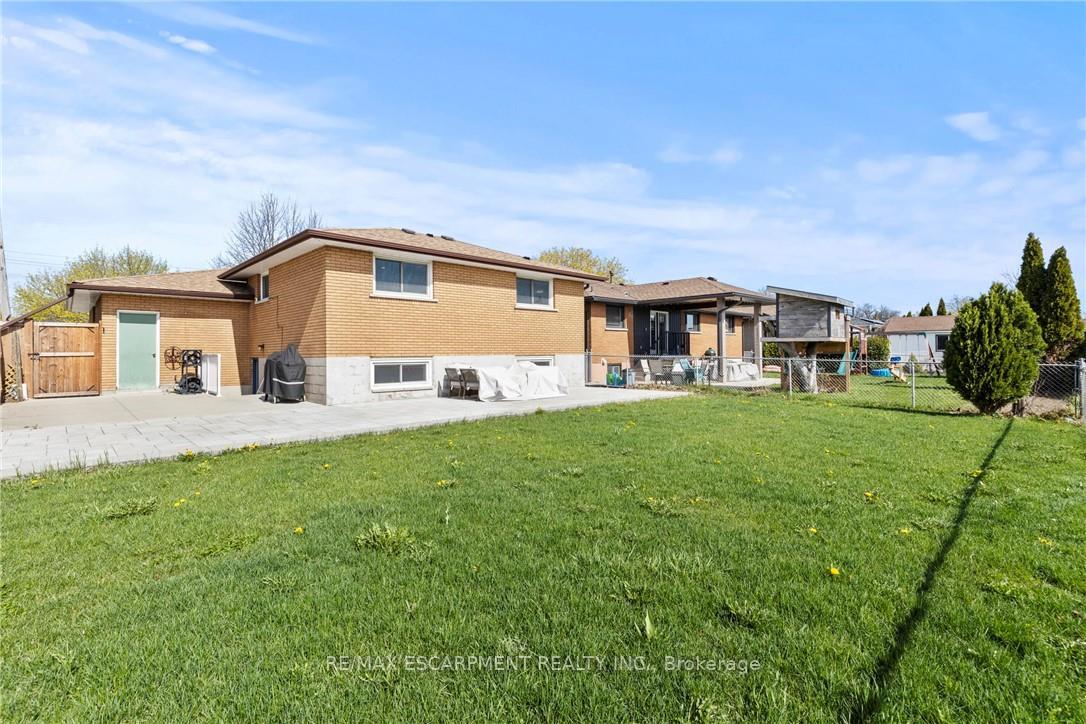 Photo 29 of 51 Moxley Drive, Hamilton, Lisgar — HOMEH