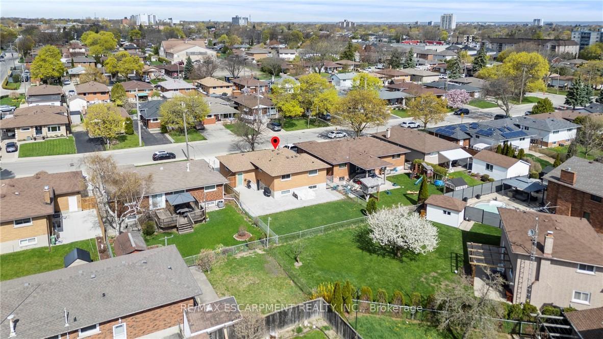 Photo 31 of 51 Moxley Drive, Hamilton, Lisgar — HOMEH