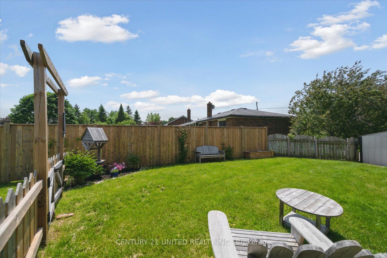 Photo 44 of 285 Plati Avenue, Douro-Dummer — HOMEH