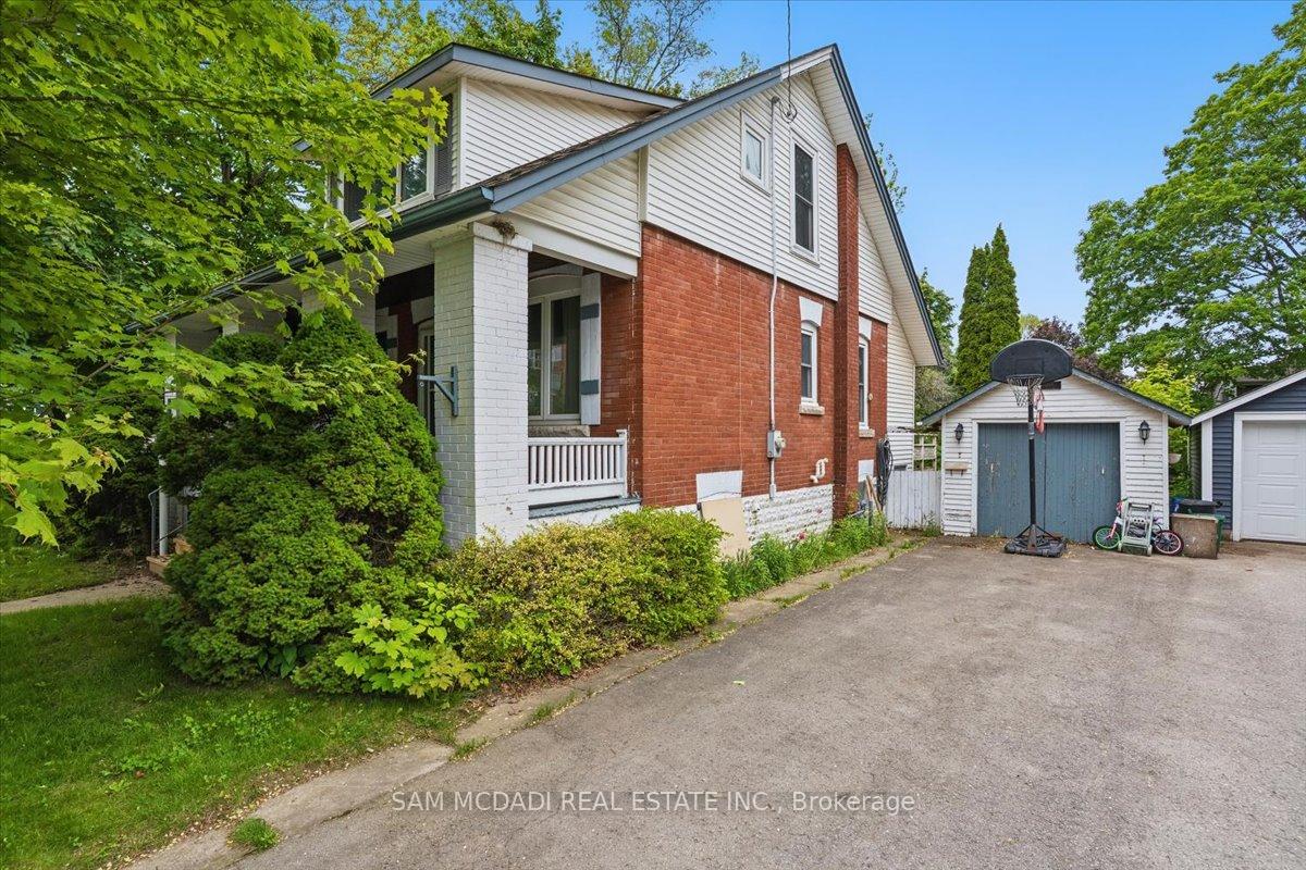 Photo 5 of 14 Kidd Avenue, Grimsby, Grimsby West — HOMEH