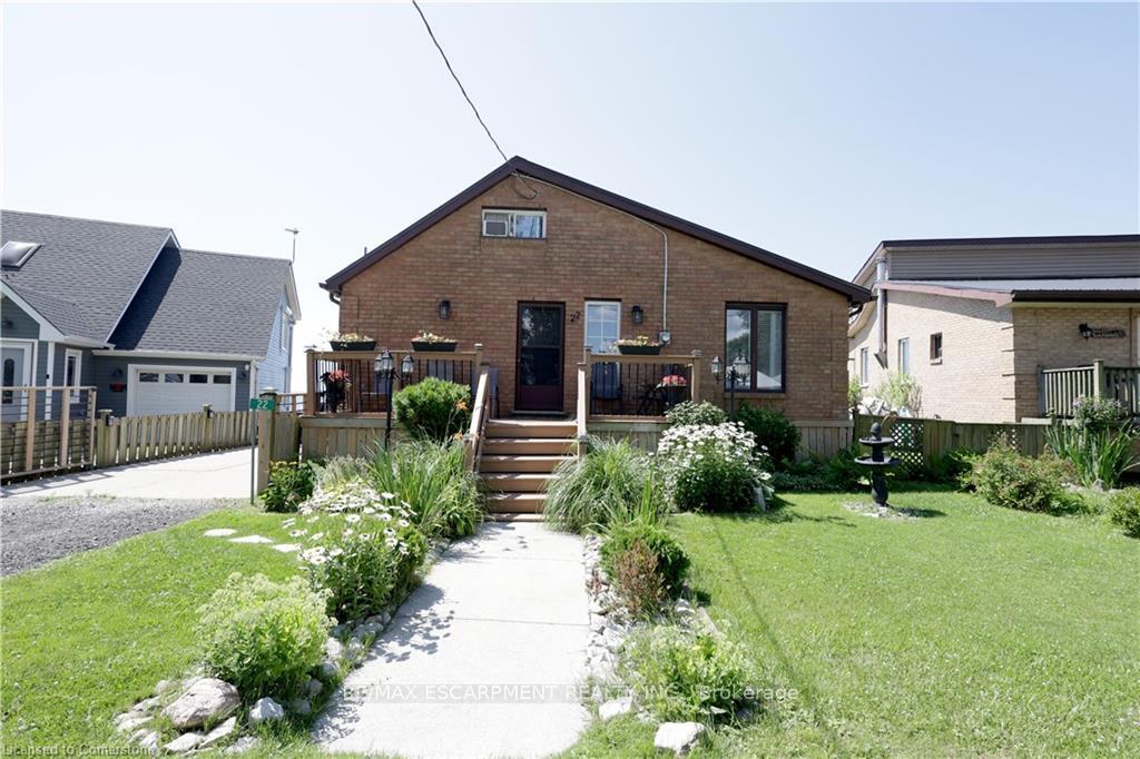 Photo 1 of 22 Winger Bay Lane, Haldimand — HOMEH
