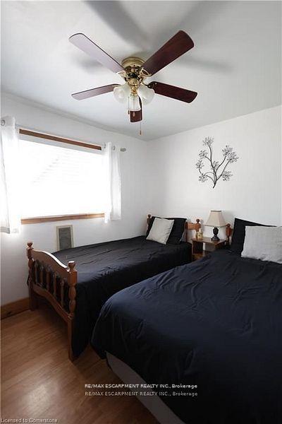 Photo 24 of 22 Winger Bay Lane, Haldimand — HOMEH