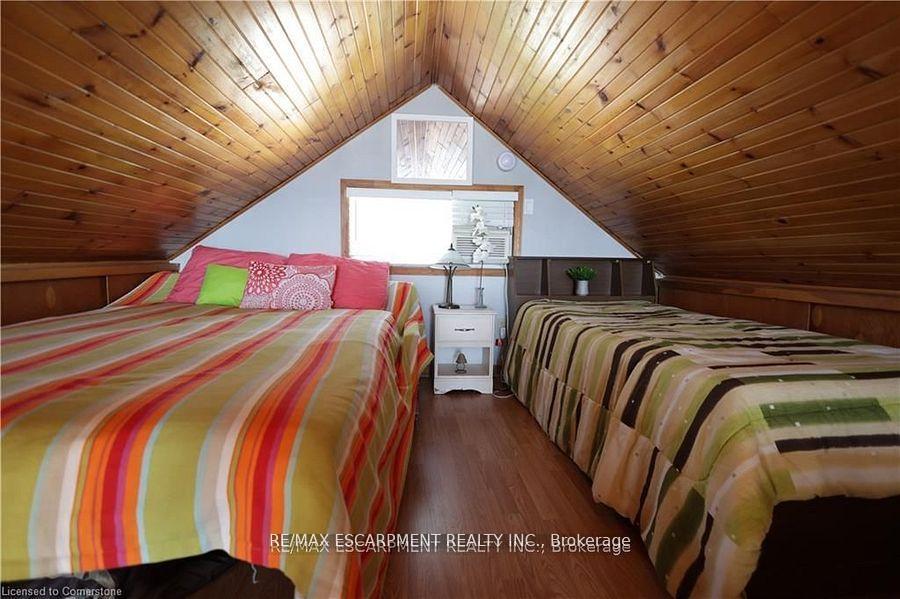 Photo 25 of 22 Winger Bay Lane, Haldimand — HOMEH