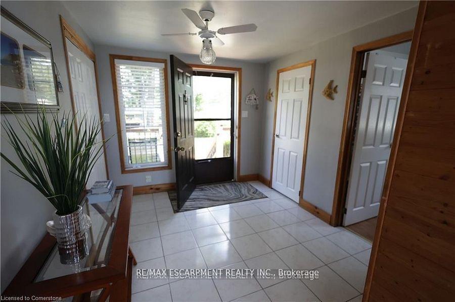 Photo 29 of 22 Winger Bay Lane, Haldimand — HOMEH