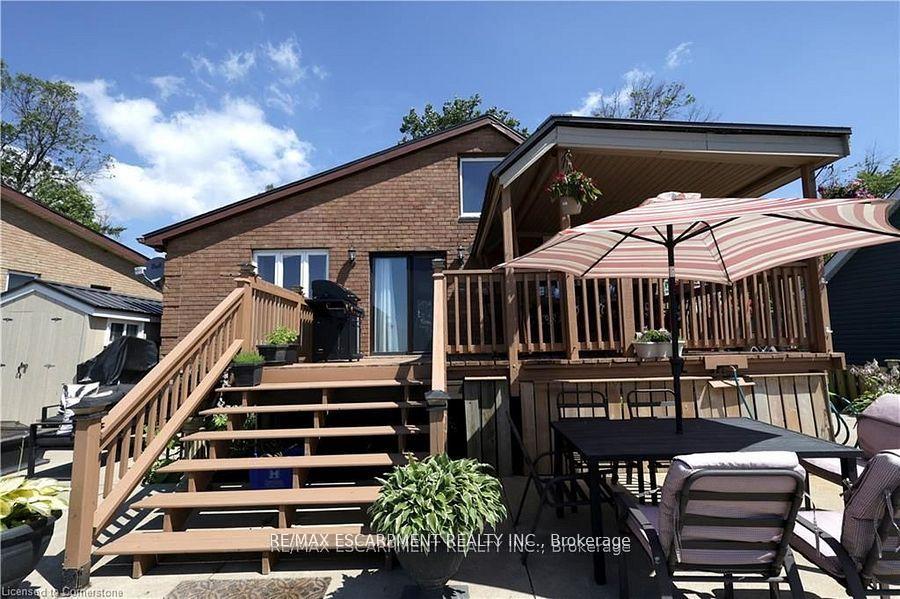 Photo 31 of 22 Winger Bay Lane, Haldimand — HOMEH