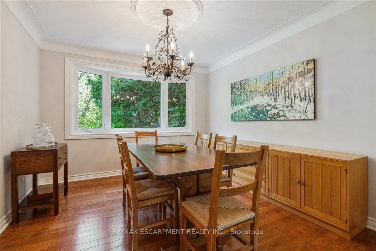 Photo 10 of 32 Highland Park Drive, Hamilton, Dundas — HOMEH