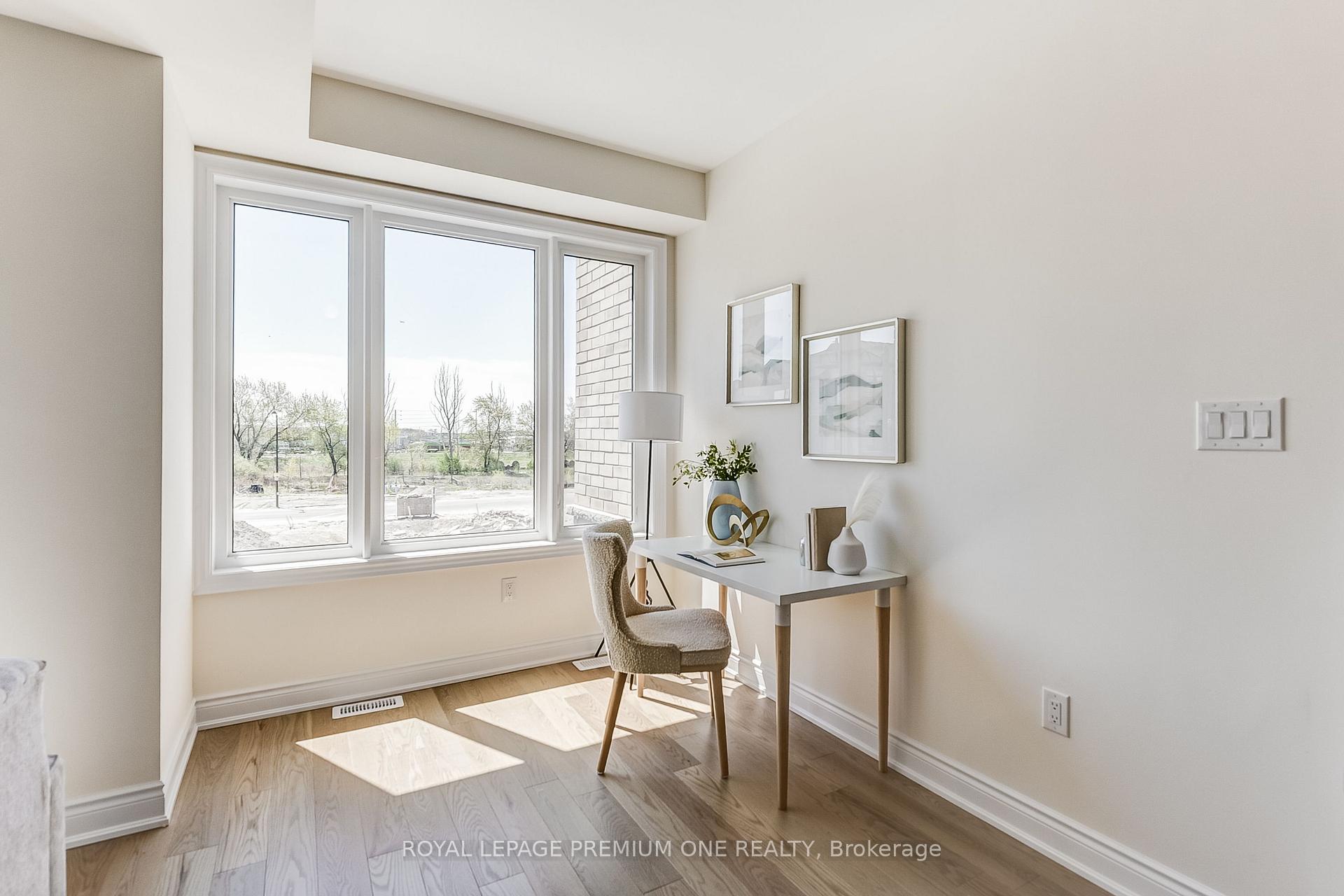 Photo 28 of 44 Tennant Circle, Vaughan, Vellore Village — HOMEH
