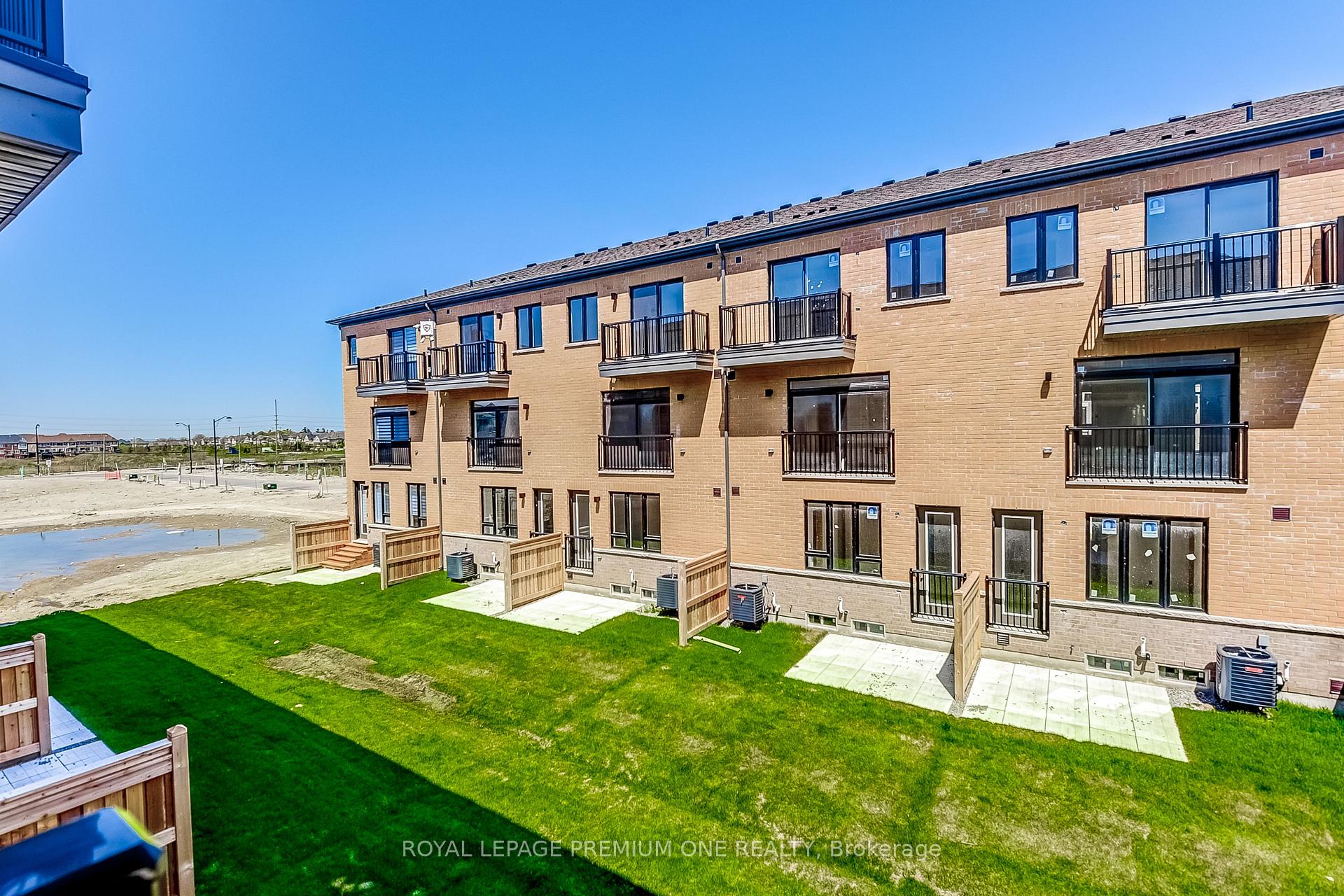 Photo 50 of 44 Tennant Circle, Vaughan, Vellore Village — HOMEH
