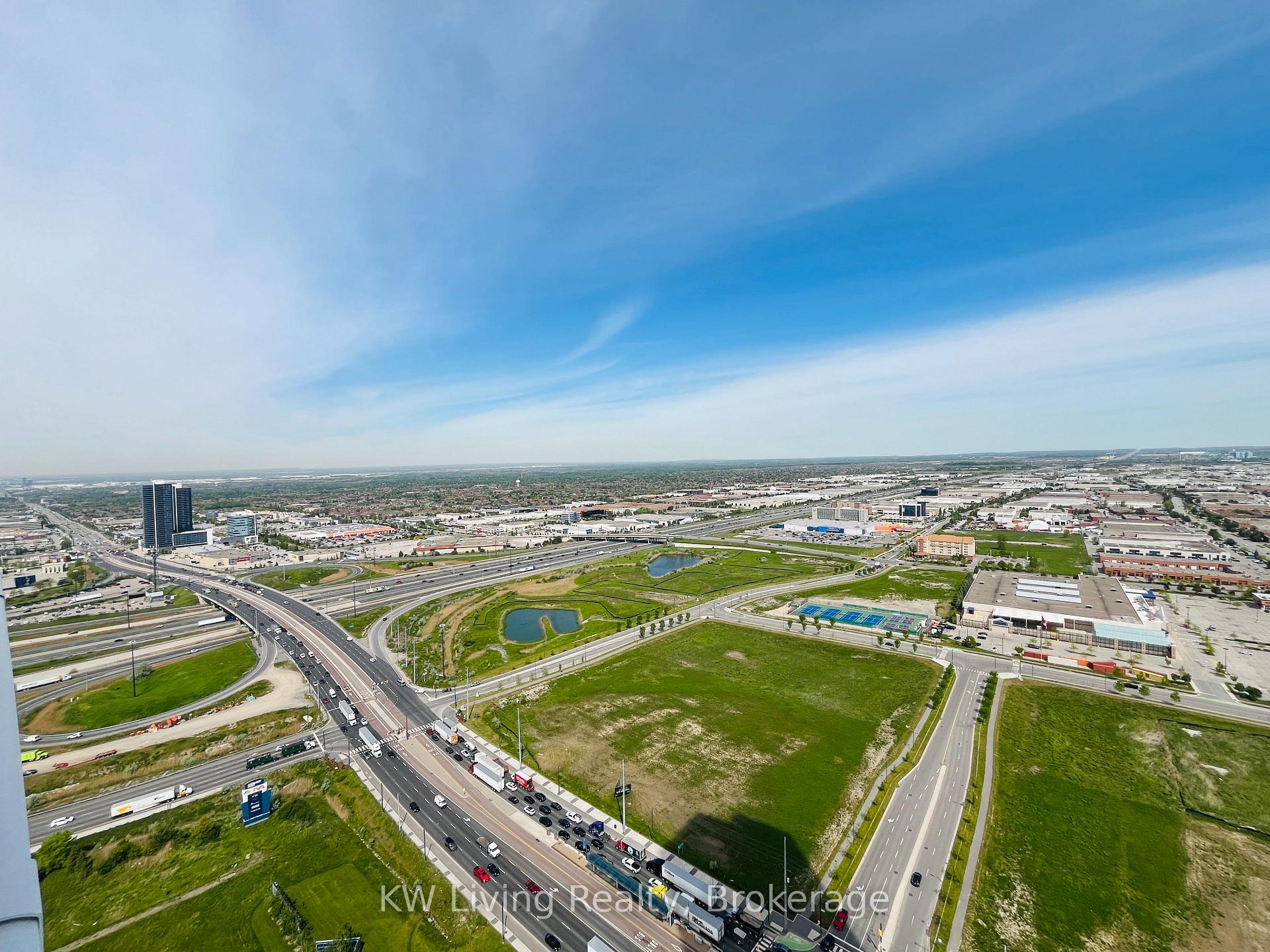 Photo 7 of Unit 4612, 195 Commerce Street, Vaughan, Vaughan Corporate Centre — HOMEH