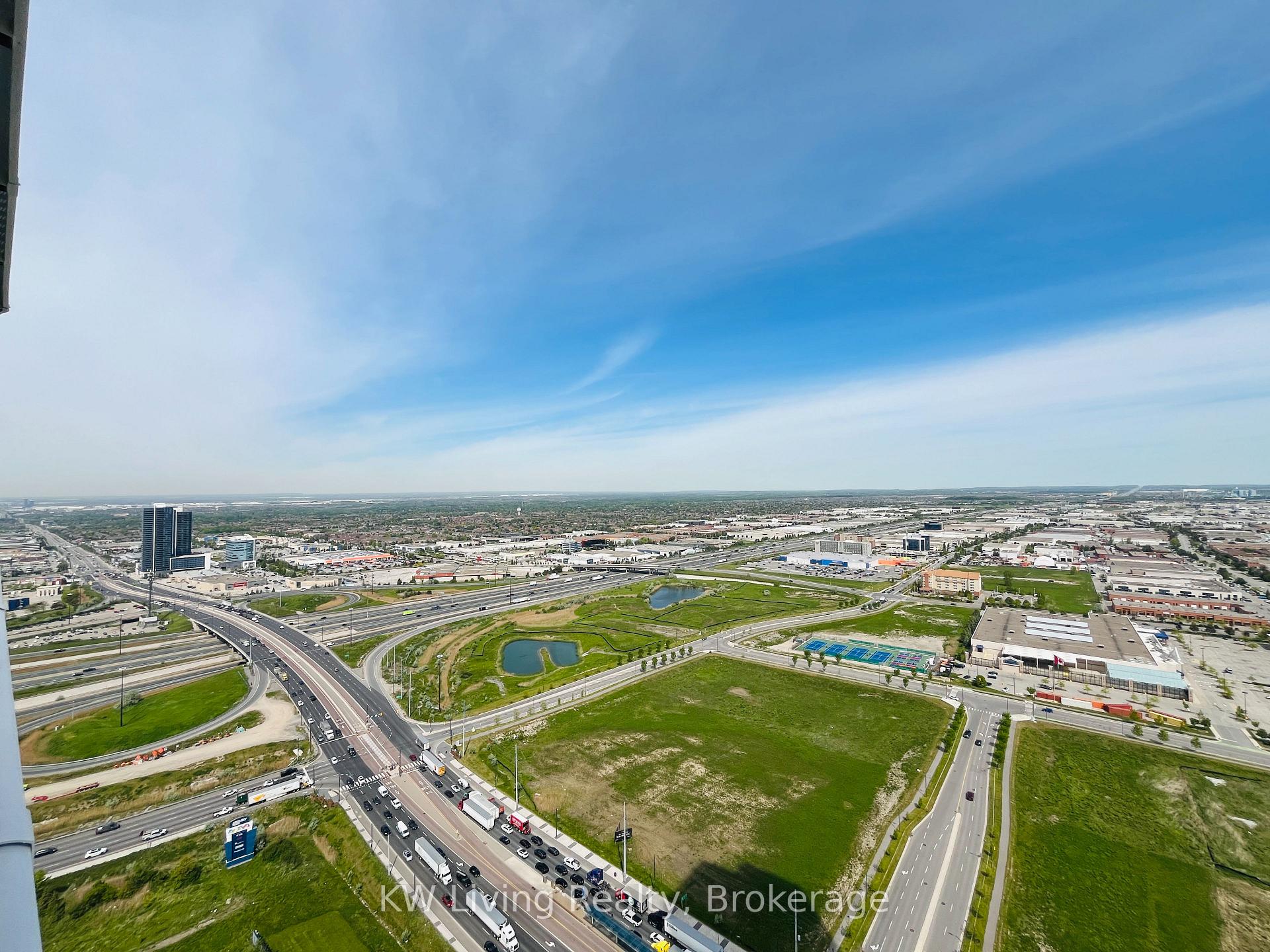 Photo 8 of Unit 4612, 195 Commerce Street, Vaughan, Vaughan Corporate Centre — HOMEH