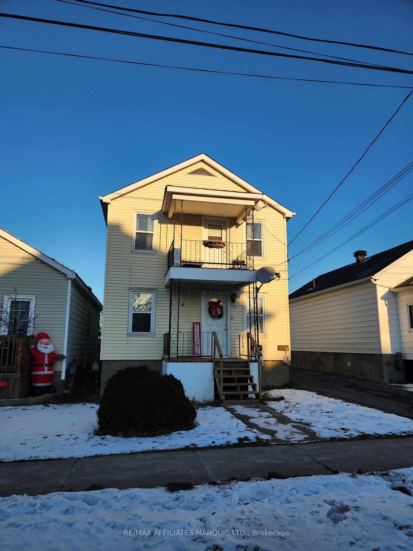 Front of 410 St Felix Street