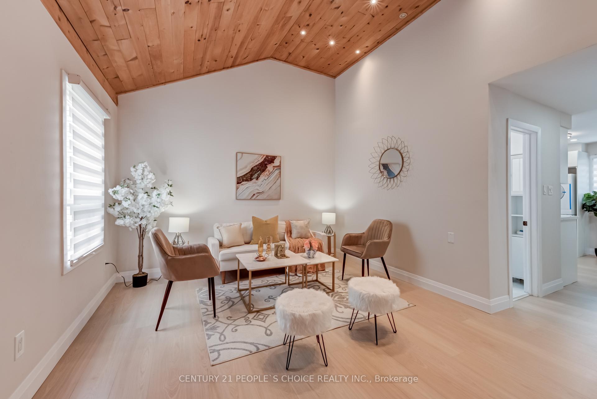 Photo 5 of 13 Tudor Avenue, Ajax, Central — HOMEH