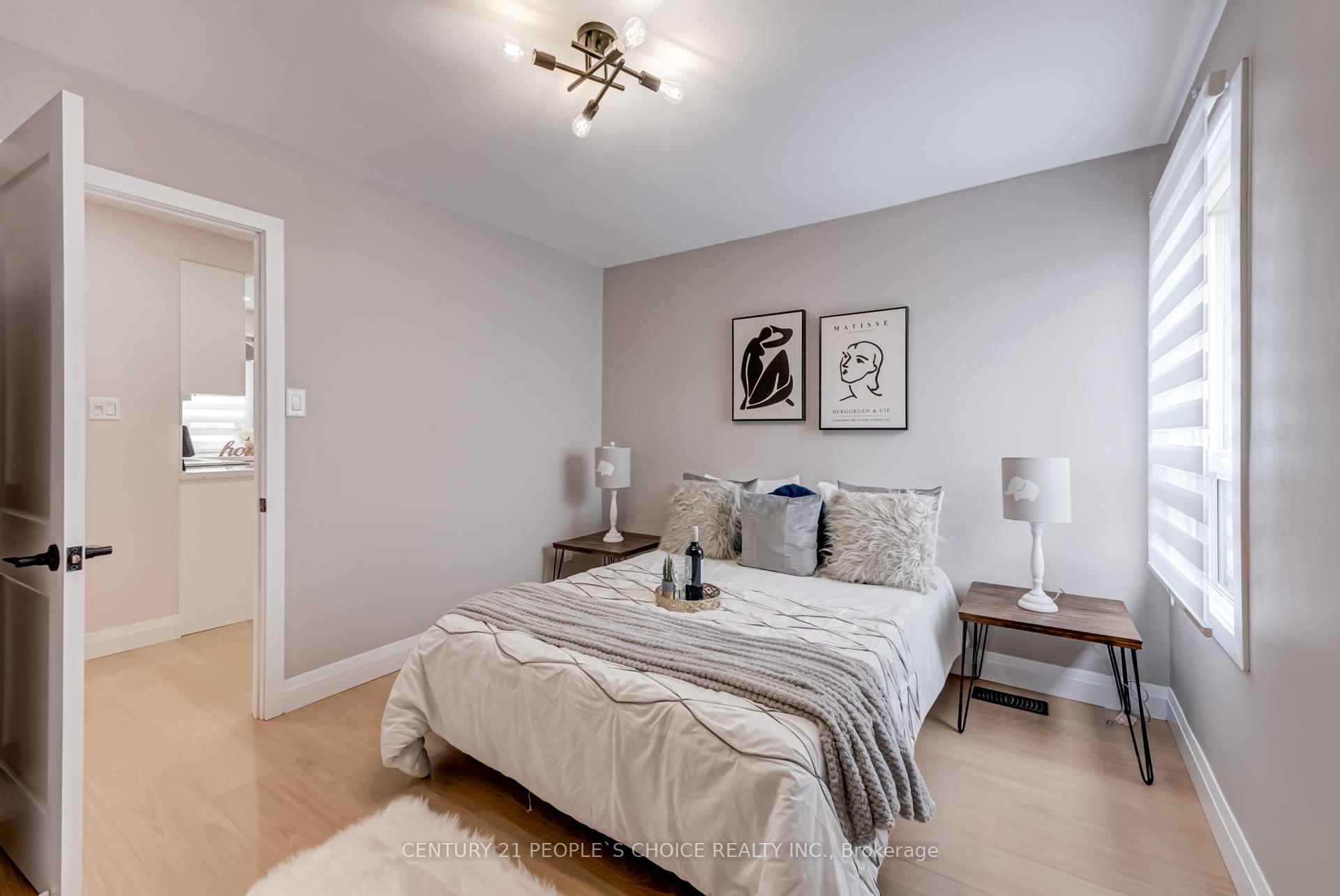 Photo 14 of 13 Tudor Avenue, Ajax, Central — HOMEH