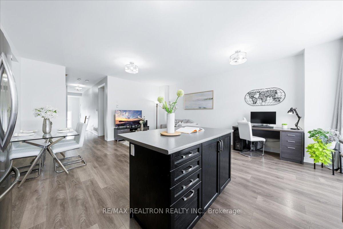 Photo 33 of 77 Gallagher Crescent, New Tecumseth, Alliston — HOMEH