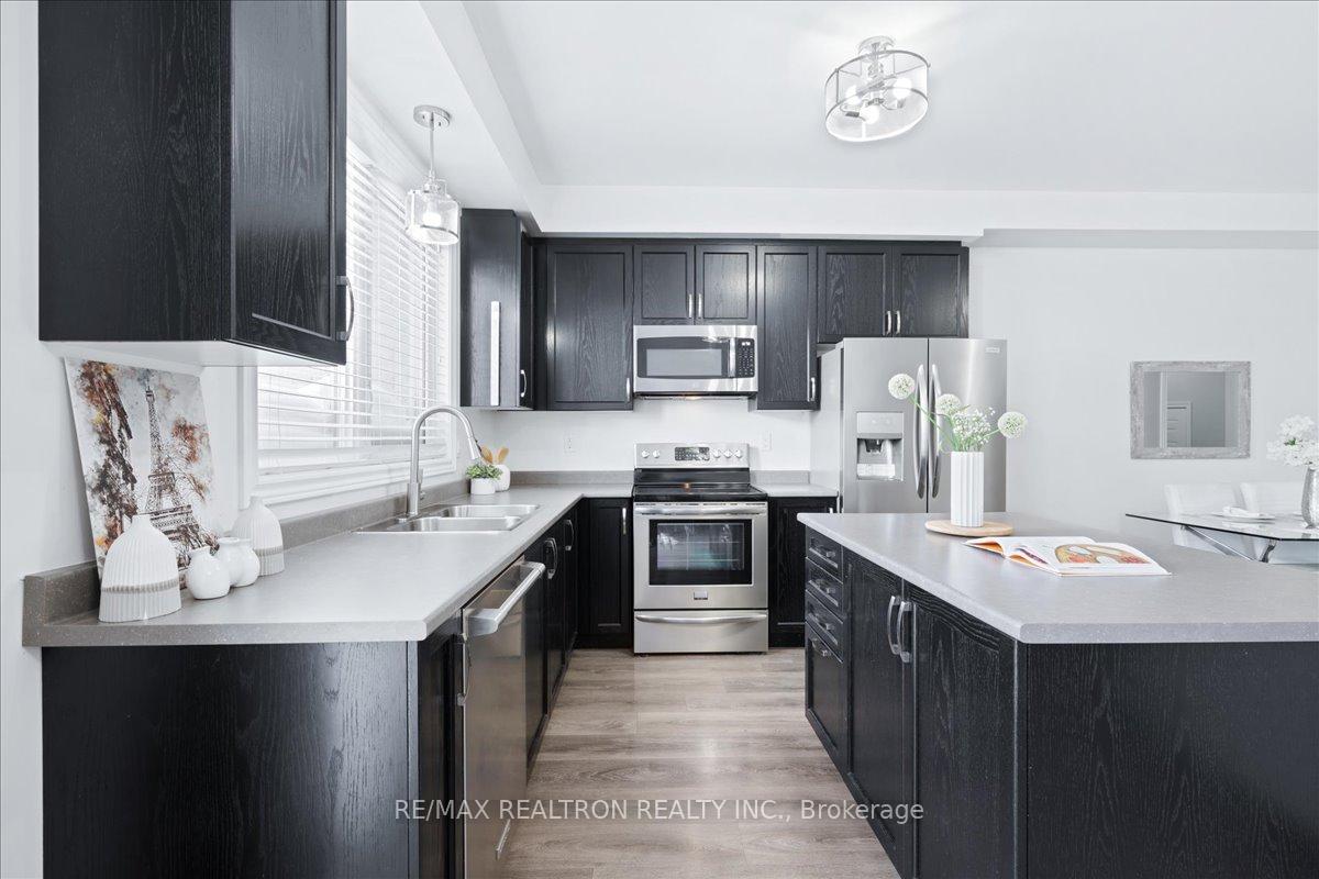 Photo 38 of 77 Gallagher Crescent, New Tecumseth, Alliston — HOMEH