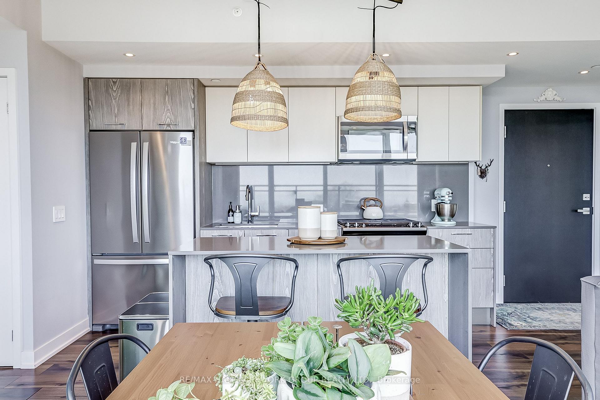 Photo 13 of Unit 601, 665 Kingston Road, Toronto, The Beaches — HOMEH
