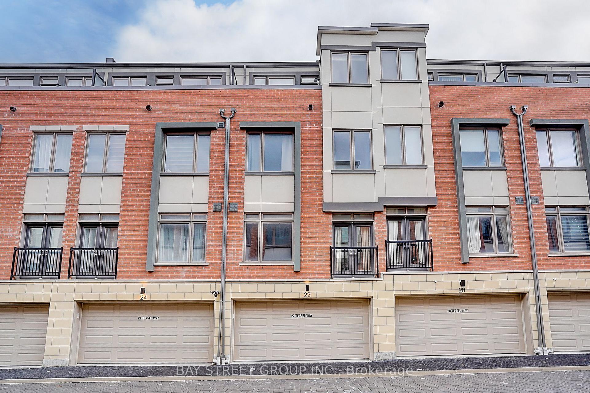 Photo 4 of 22 Teasel Way, Markham, Unionville — HOMEH