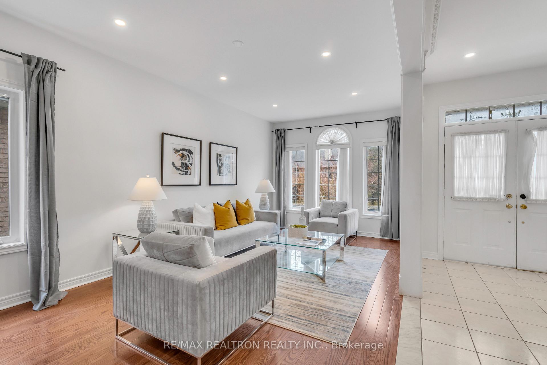 Photo 5 of 15 Chancery Road, Markham, Greensborough — HOMEH