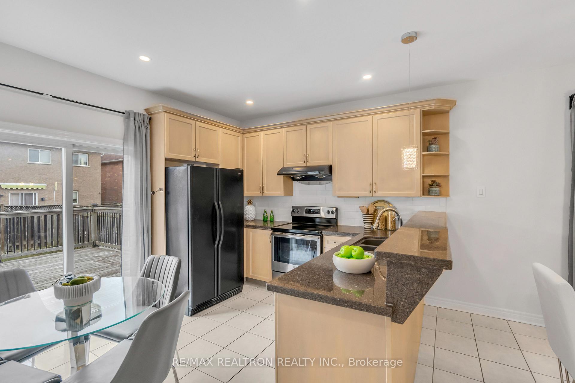Photo 15 of 15 Chancery Road, Markham, Greensborough — HOMEH