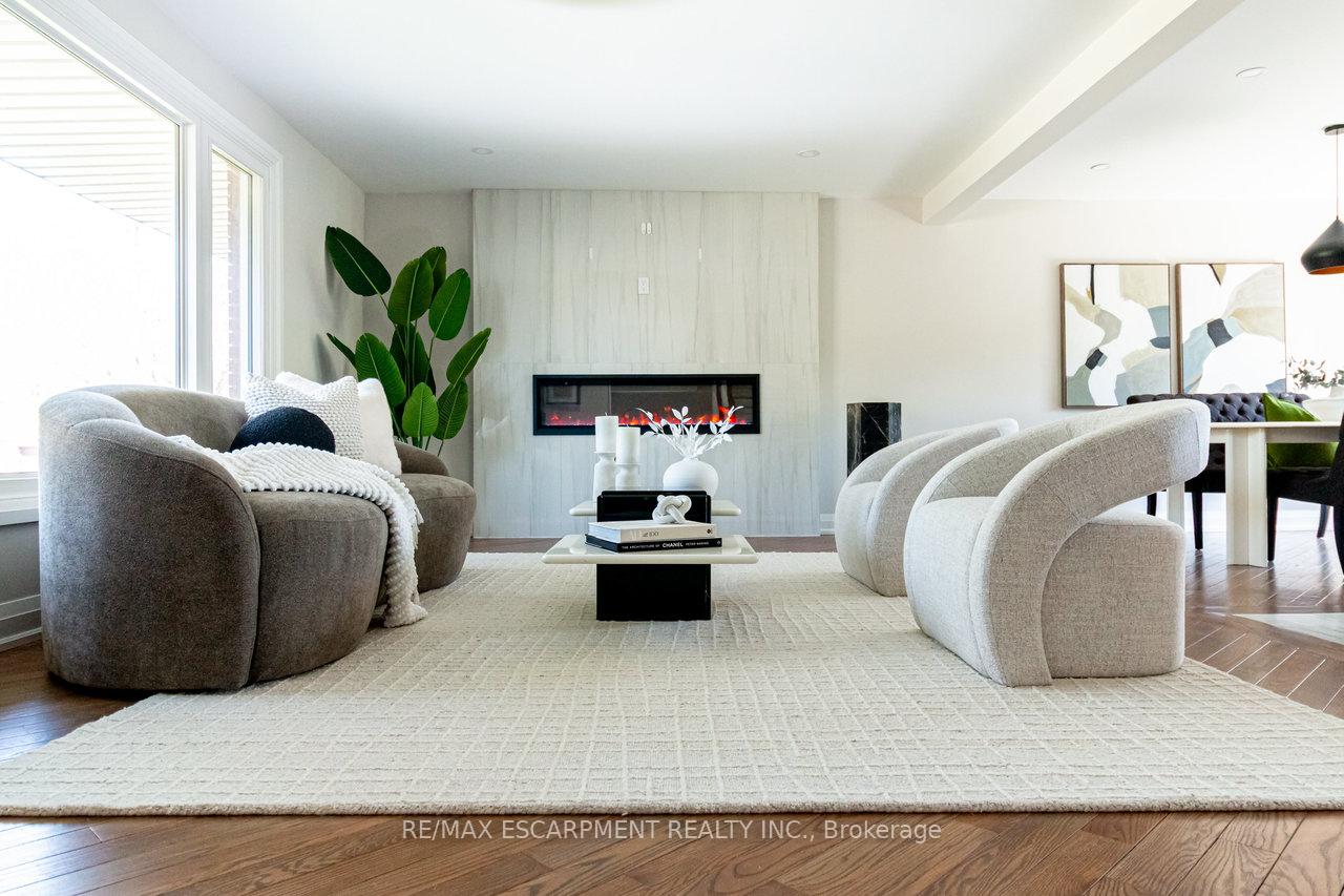 Photo 26 of 30 Donlea Drive, Hamilton, Sherwood — HOMEH