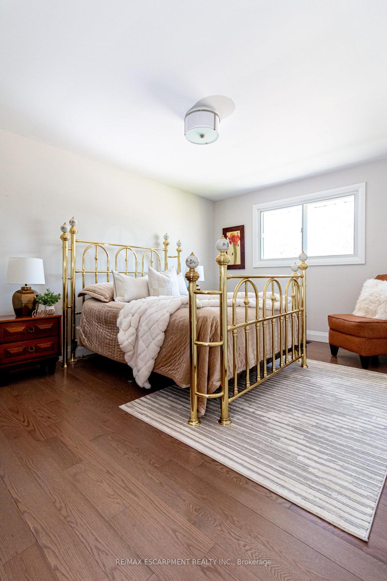 Photo 63 of 30 Donlea Drive, Hamilton, Sherwood — HOMEH