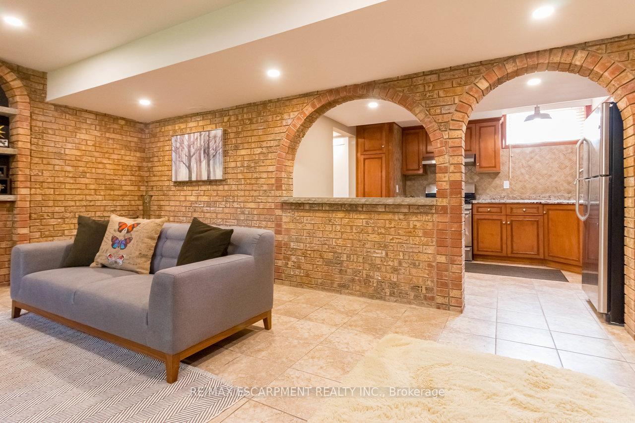 Photo 76 of 30 Donlea Drive, Hamilton, Sherwood — HOMEH