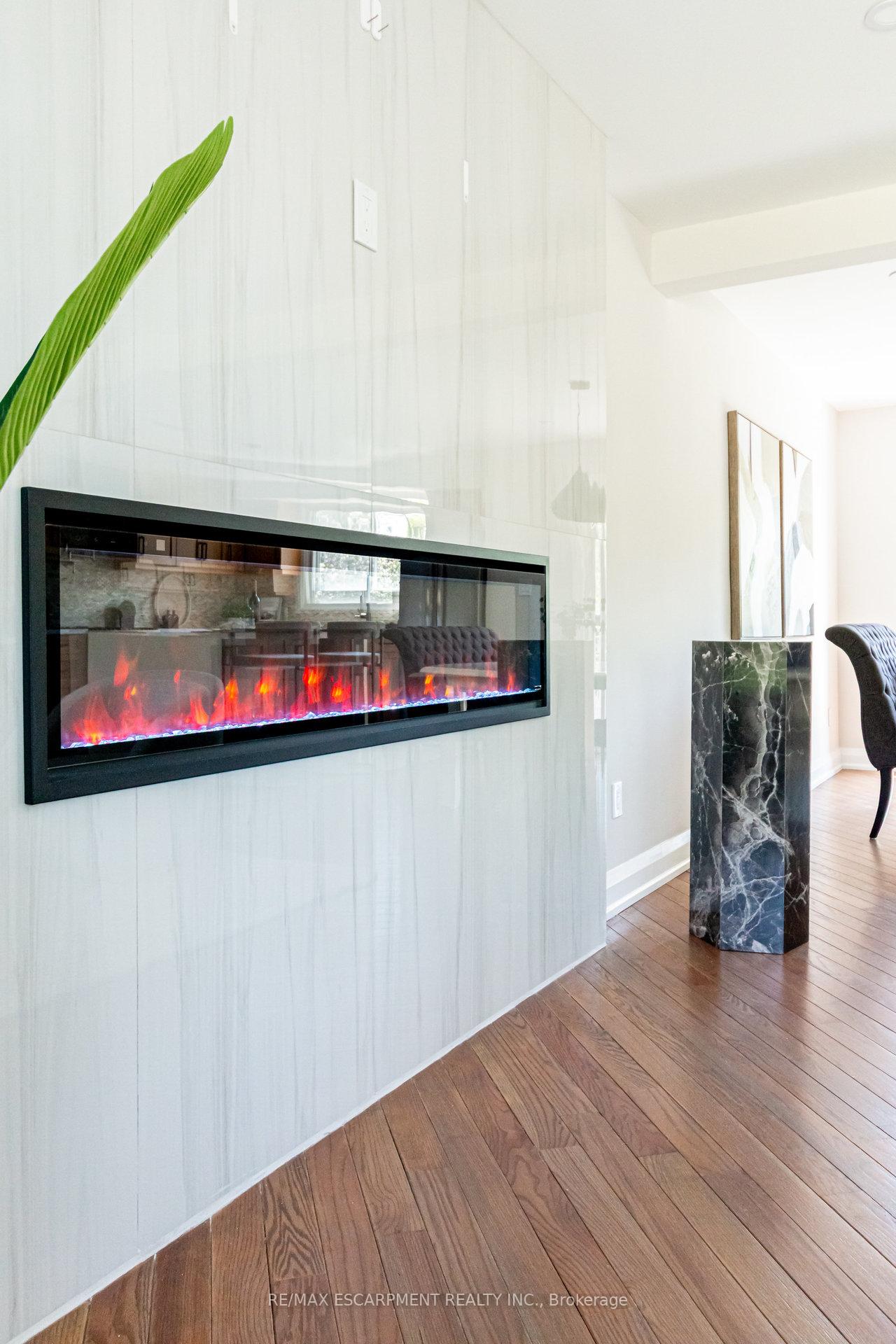 Photo 9 of 30 Donlea Drive, Hamilton, Sherwood — HOMEH