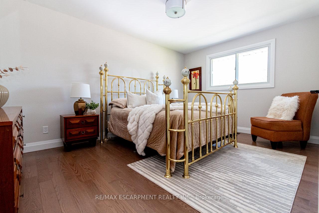 Photo 42 of 30 Donlea Drive, Hamilton, Sherwood — HOMEH