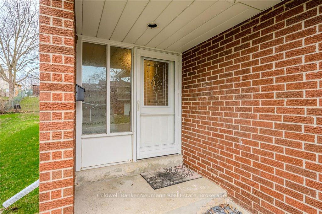 Photo 27 of Unit 15, 16 Hadati Road, Guelph, Grange Road — HOMEH