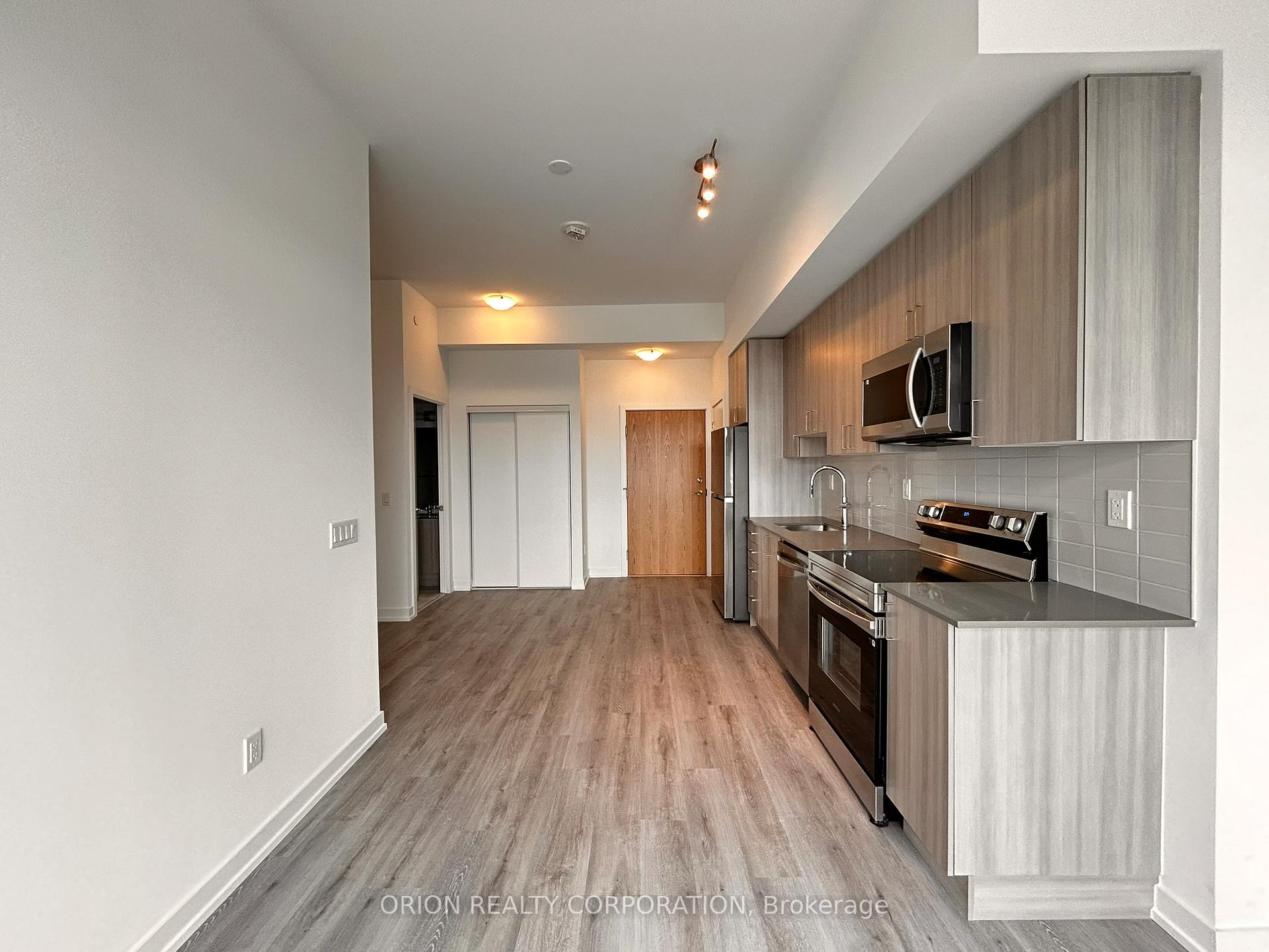 Photo 3 of Unit 2901, 1435 Celebration Drive, Pickering, Bay Ridges — HOMEH