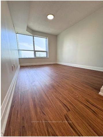 Photo 12 of Unit 416, 30 North Park Road, Vaughan, Beverley Glen — HOMEH
