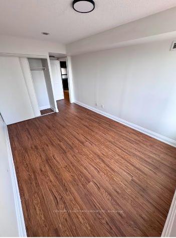 Photo 13 of Unit 416, 30 North Park Road, Vaughan, Beverley Glen — HOMEH