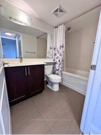 Photo 23 of Unit 416, 30 North Park Road, Vaughan, Beverley Glen — HOMEH