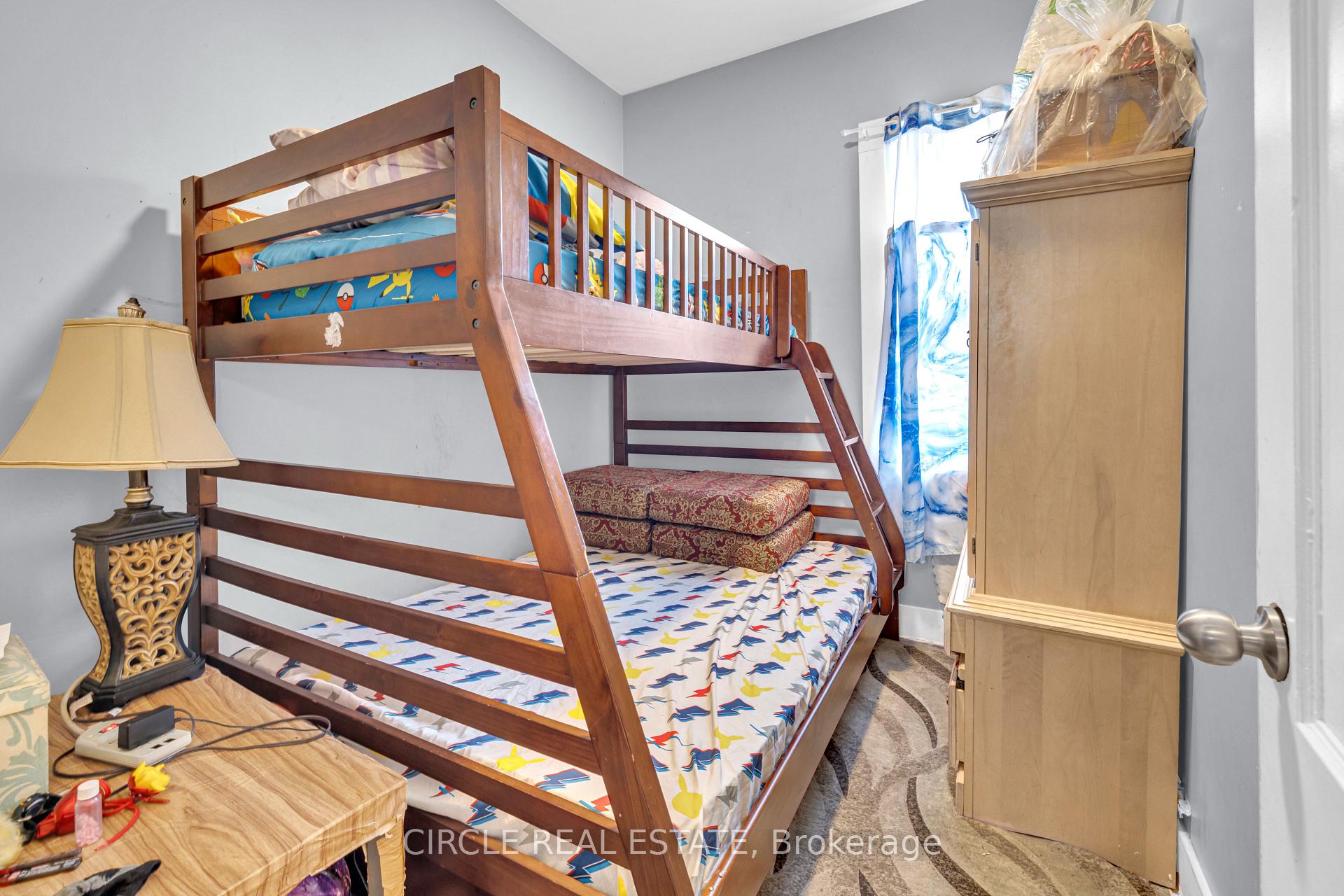 Photo 28 of 416 Erie Street E, Windsor — HOMEH
