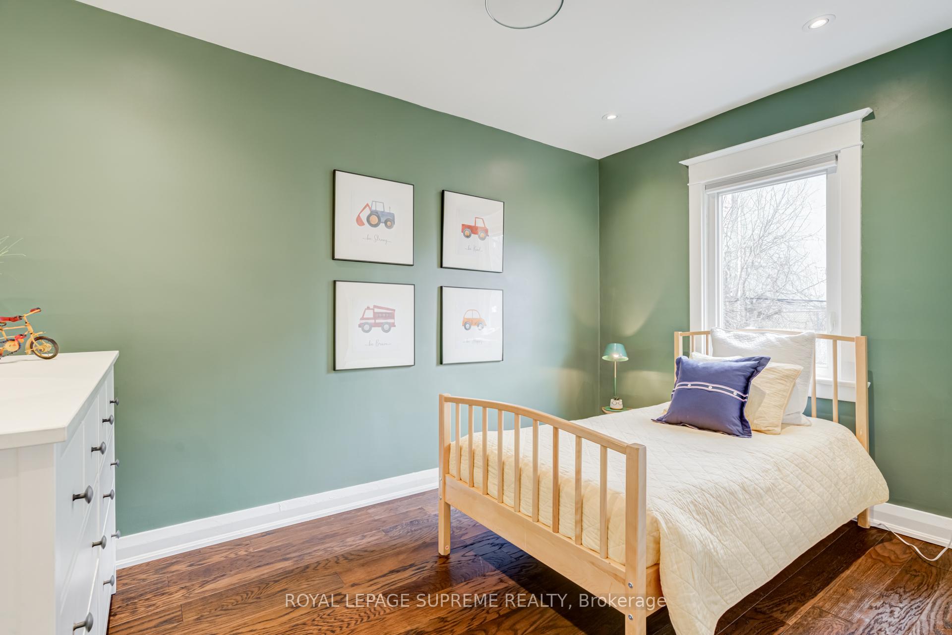 Photo 28 of 36 Walpole Avenue, Toronto, Greenwood-Coxwell — HOMEH