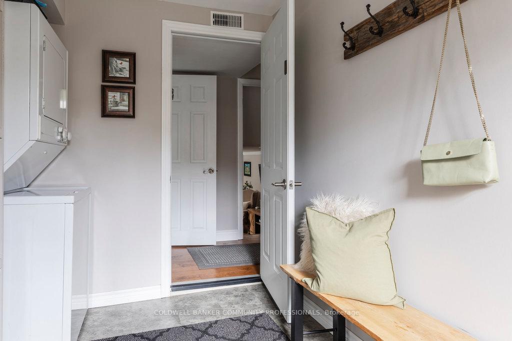 Photo 34 of 75 Mountbatten Drive, Hamilton, Rolston — HOMEH