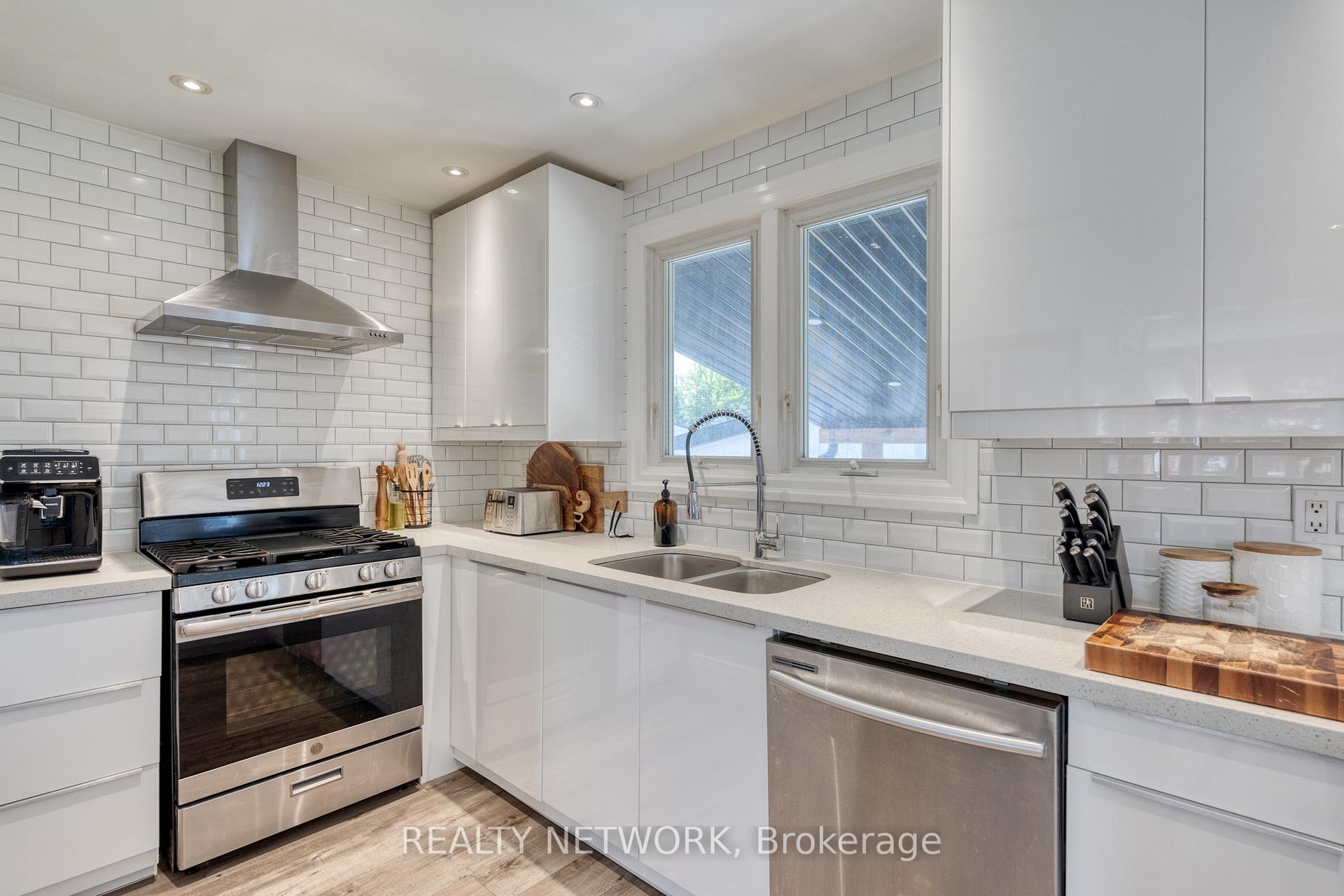 Photo 17 of 65 Glenview Drive, Hamilton, Stoney Creek — HOMEH