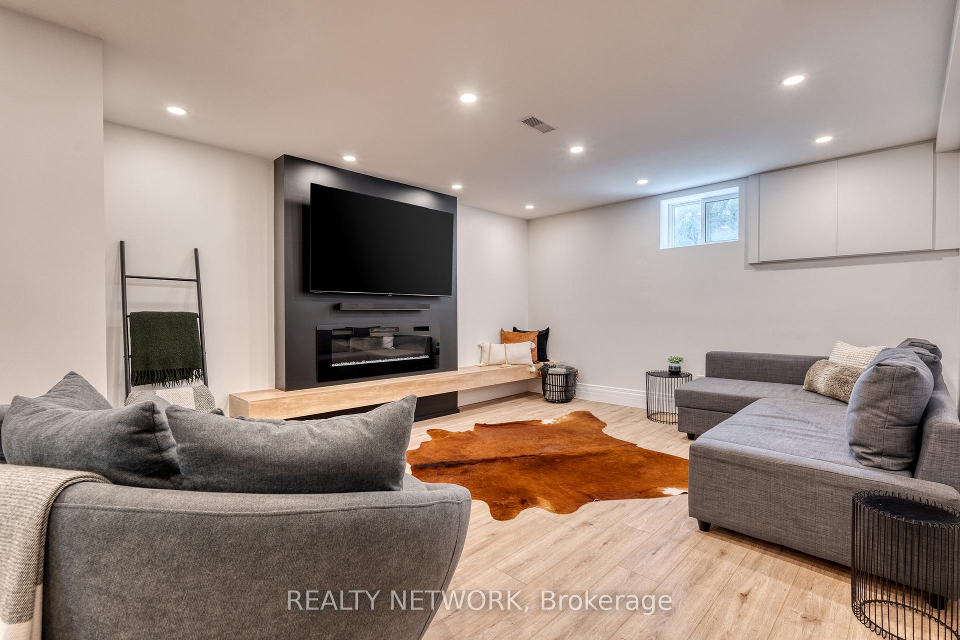 Photo 29 of 65 Glenview Drive, Hamilton, Stoney Creek — HOMEH