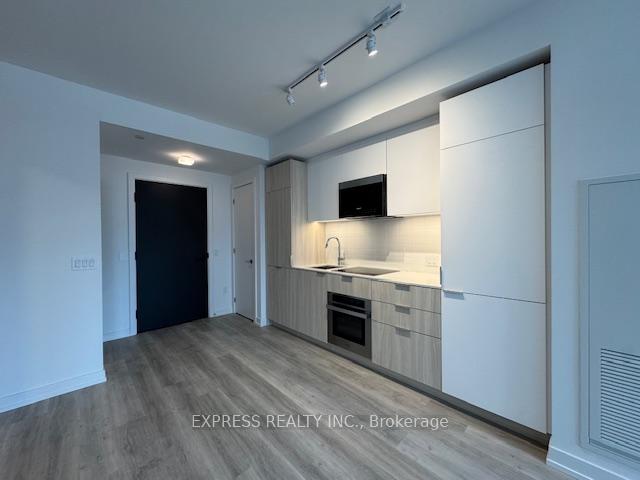 Photo 3 of Unit 817, 28 Eastern Avenue, Toronto, Moss Park — HOMEH