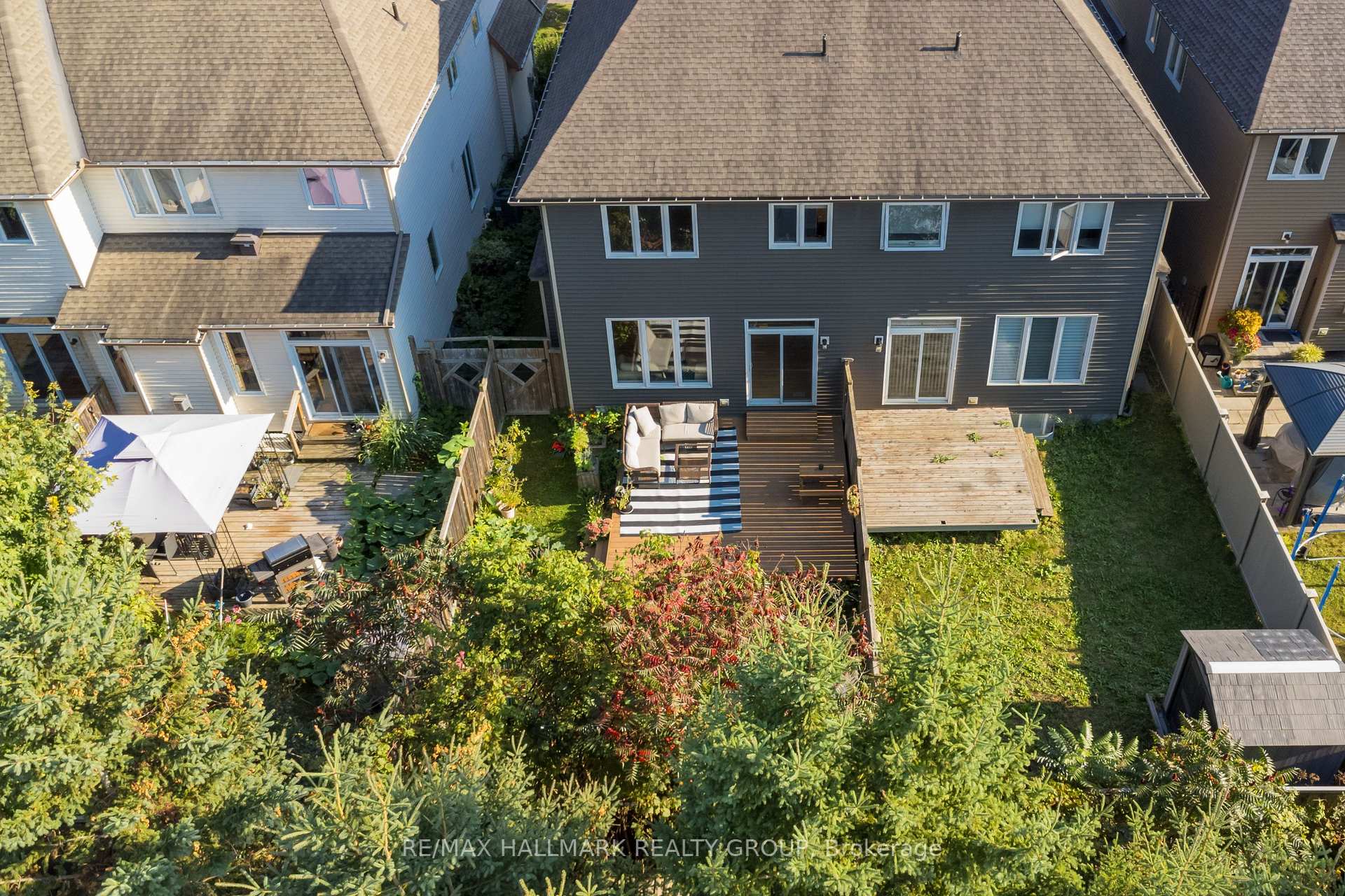 Photo 4 of 739 White Alder Avenue, Ottawa, Blossom Park/Kemp Park/Findlay Creek — HOMEH