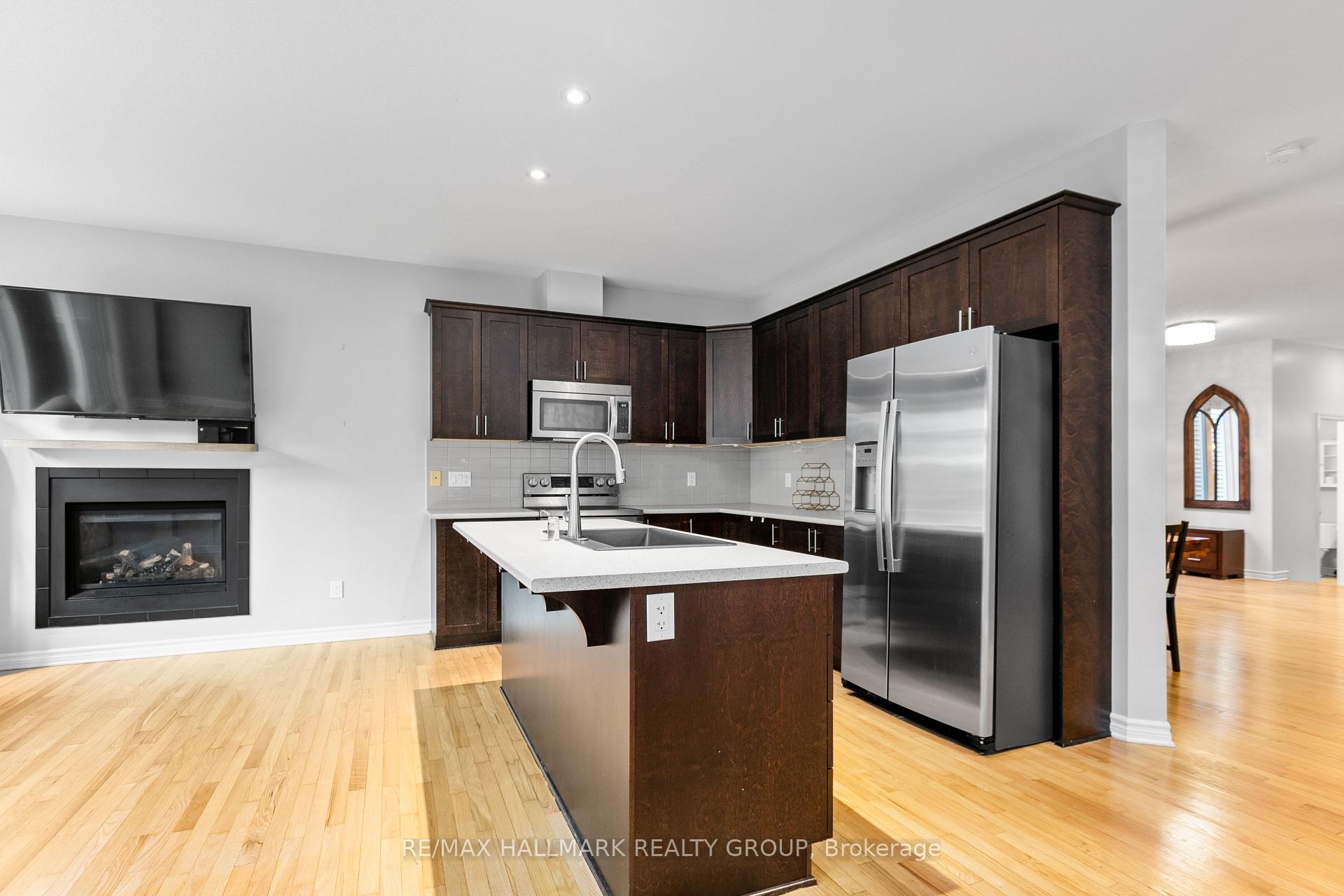 Photo 12 of 739 White Alder Avenue, Ottawa, Blossom Park/Kemp Park/Findlay Creek — HOMEH