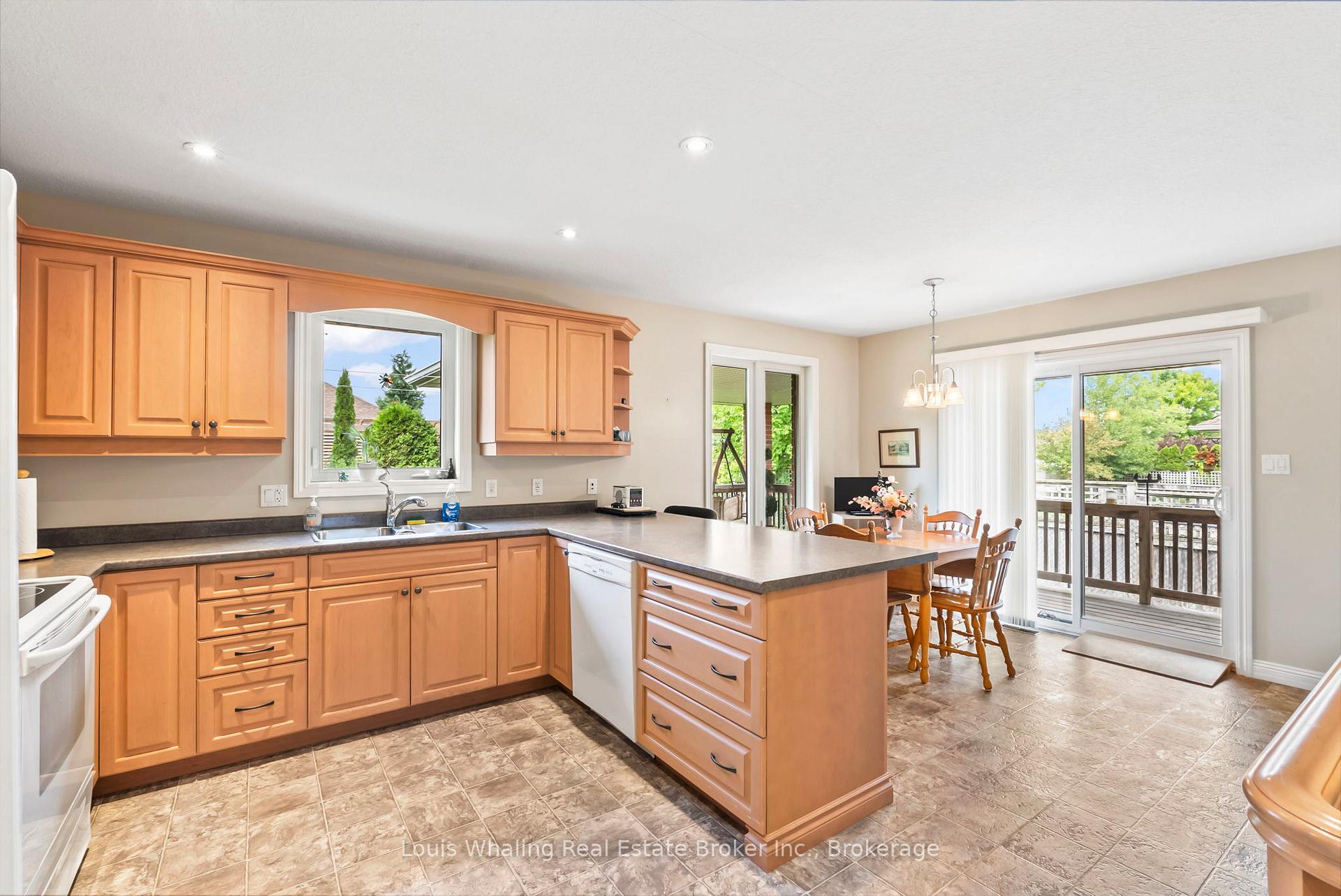 Photo 17 of 394 4th Street S, Hanover — HOMEH