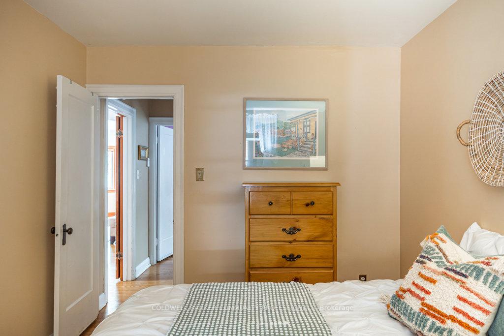 Photo 40 of 60 Longwood Road S, Hamilton, Westdale — HOMEH
