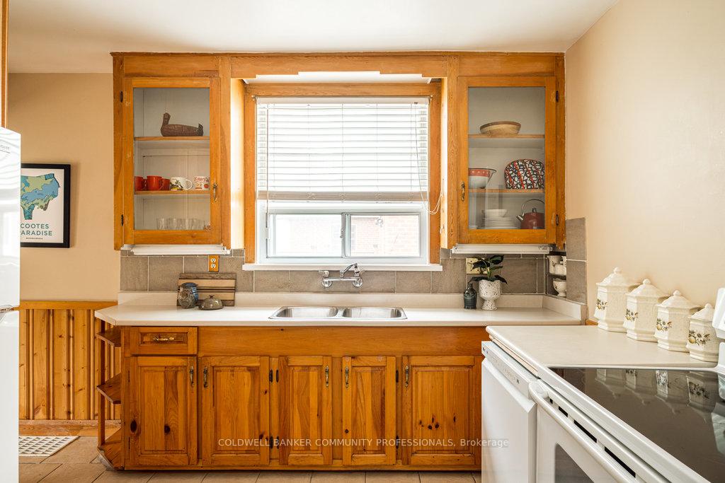 Photo 44 of 60 Longwood Road S, Hamilton, Westdale — HOMEH